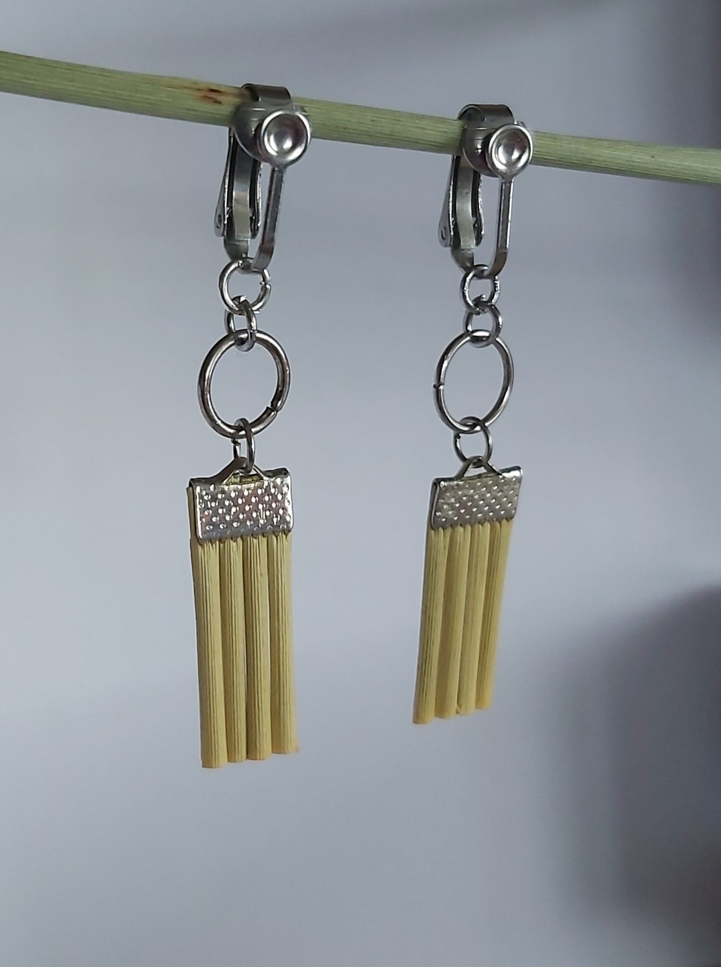 CLIP ON Hono Earrings